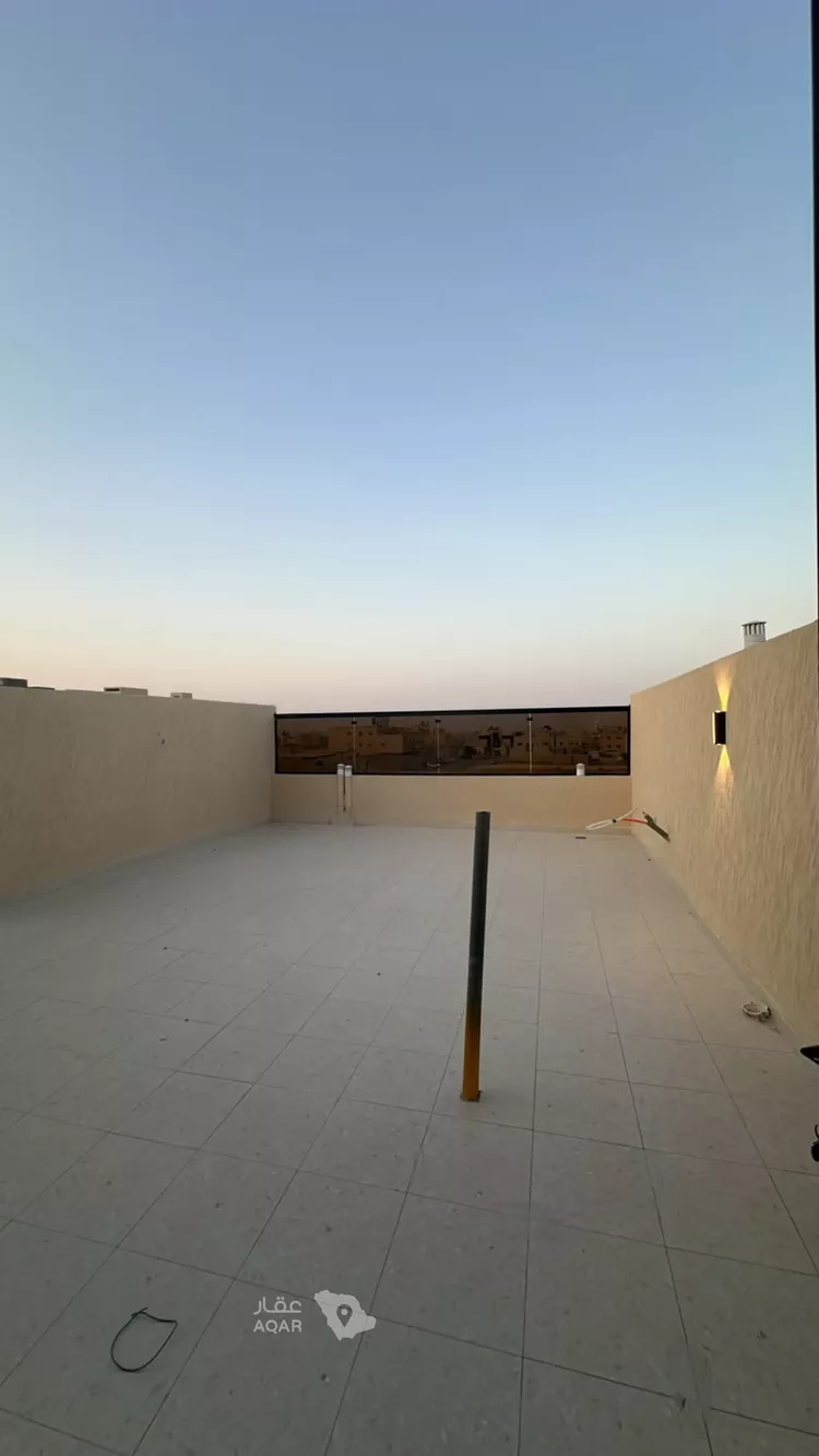 فيلا للبيع في شارع السيل الكبير, حي المهدية, مدينة الرياض, منطقة الرياض 15