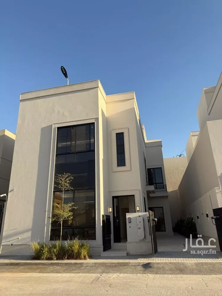 Villa for Sale in Riyadh Al Mahdiyah