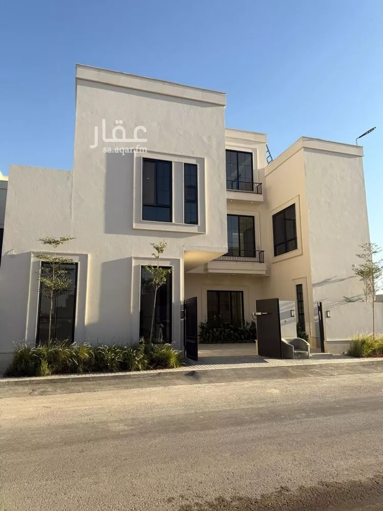 فيلا للبيع في شارع السيل الكبير, حي المهدية, مدينة الرياض, منطقة الرياض صورة 2