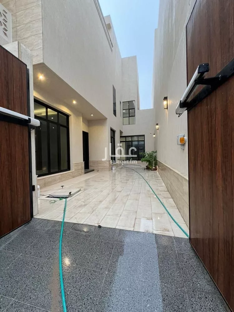 Villa for Sale in Riyadh Al Mahdiyah صورة 2