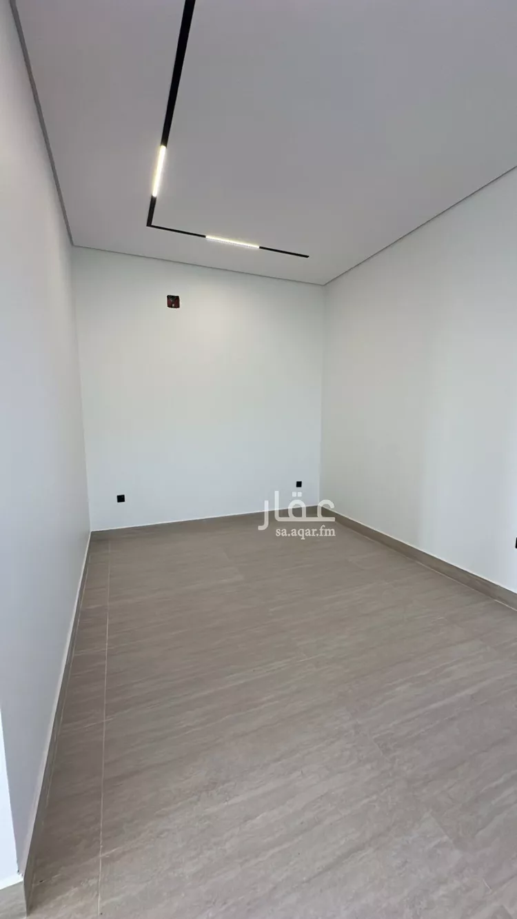 فيلا للبيع في شارع السيل الكبير, حي المهدية, مدينة الرياض, منطقة الرياض صورة 3