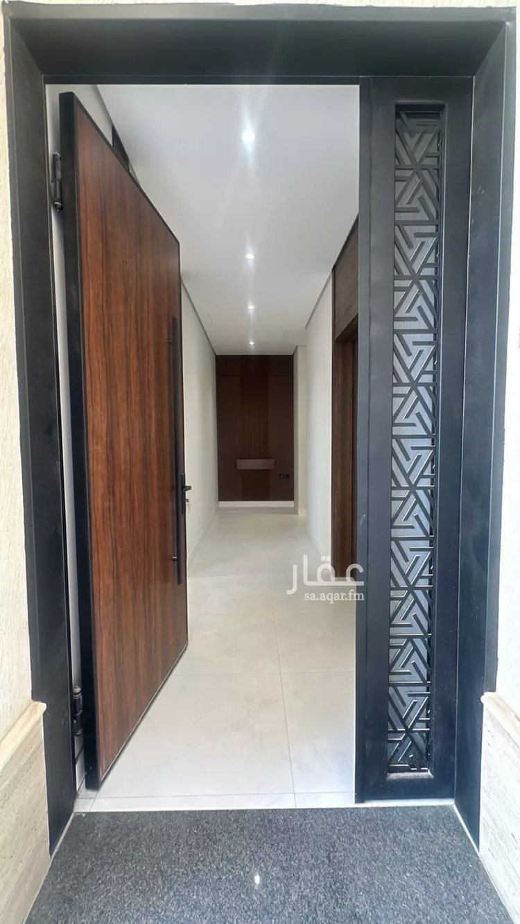 فيلا للبيع في شارع أبي بكر الآجري, حي المهدية, مدينة الرياض, منطقة الرياض صورة 3