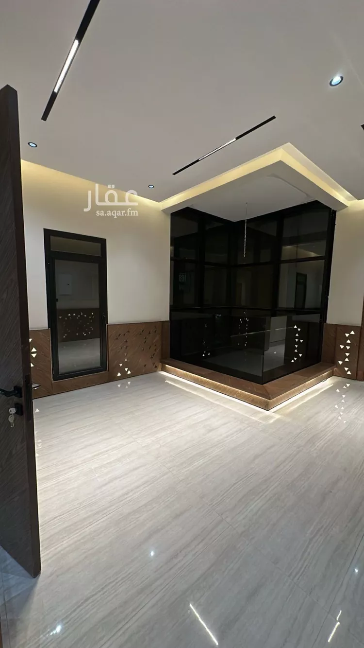 فيلا للبيع في شارع المظفر بن النموذج, حي المهدية, مدينة الرياض, منطقة الرياض 6