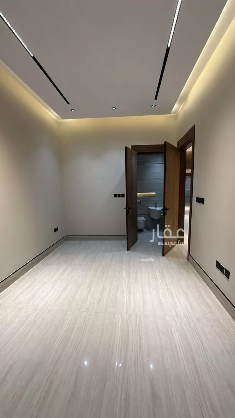 فيلا للبيع في شارع المظفر بن النموذج, حي المهدية, مدينة الرياض, منطقة الرياض 11