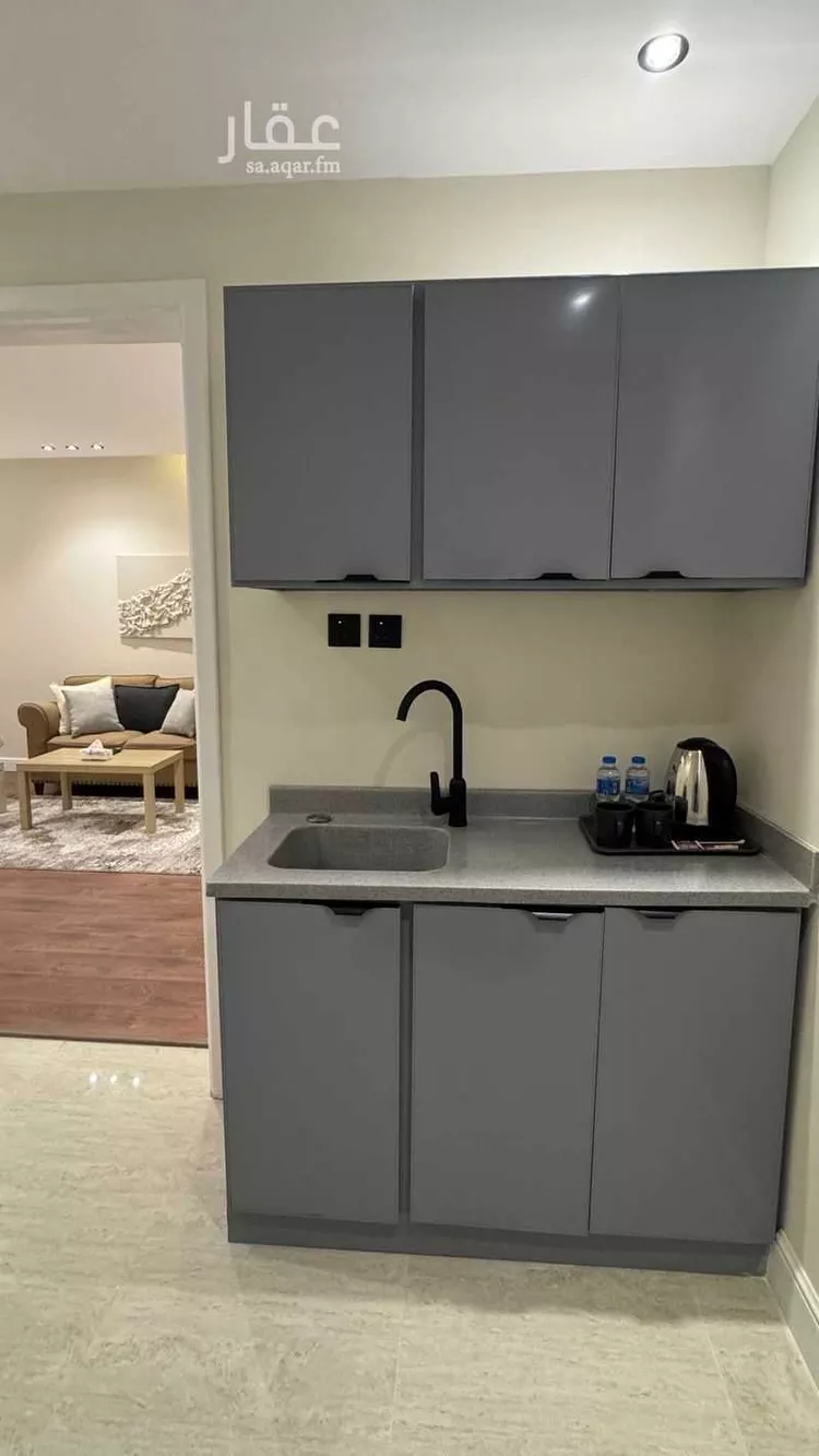 Furnished Studio for Booking in Riyadh Al Wizarat 8