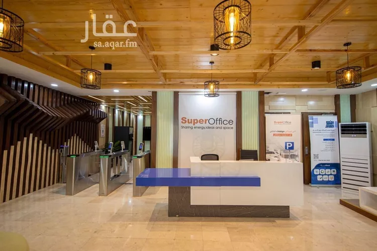 مكتب تجاري للإيجار في شارع أغادير, حي الملك عبدالعزيز, مدينة الرياض, منطقة الرياض
