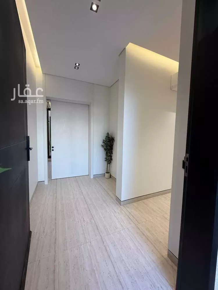 فيلا للبيع في شارع عبدالله بن أبي الهذيل, حي الرمال, مدينة الرياض, منطقة الرياض 9