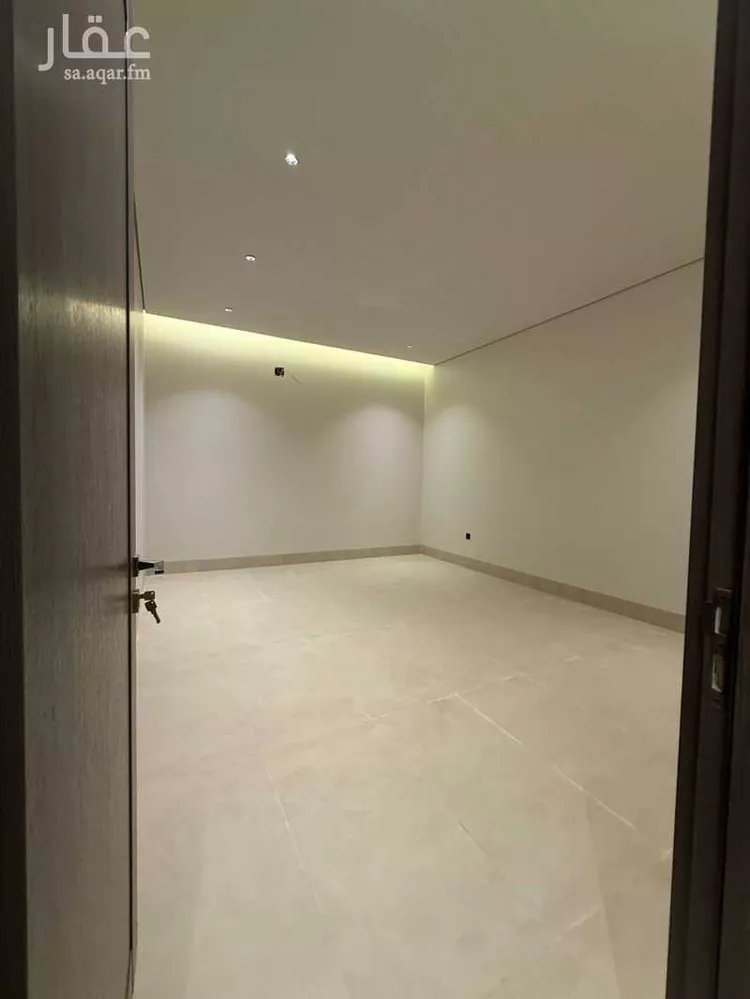دور للبيع في شارع النقيل, حي المنار, مدينة الرياض, منطقة الرياض 10