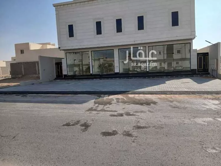 محل للإيجار في شارع عبادة بن الصامت, حي النايفية, مدينة حفر الباطن, المنطقة الشرقية