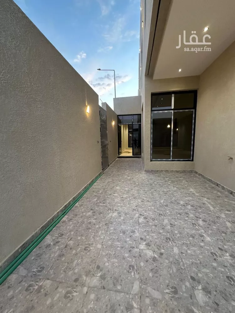 فيلا للبيع في شارع عبدالقدوس الانصاري, حي الرمال, مدينة الرياض, منطقة الرياض صورة 5