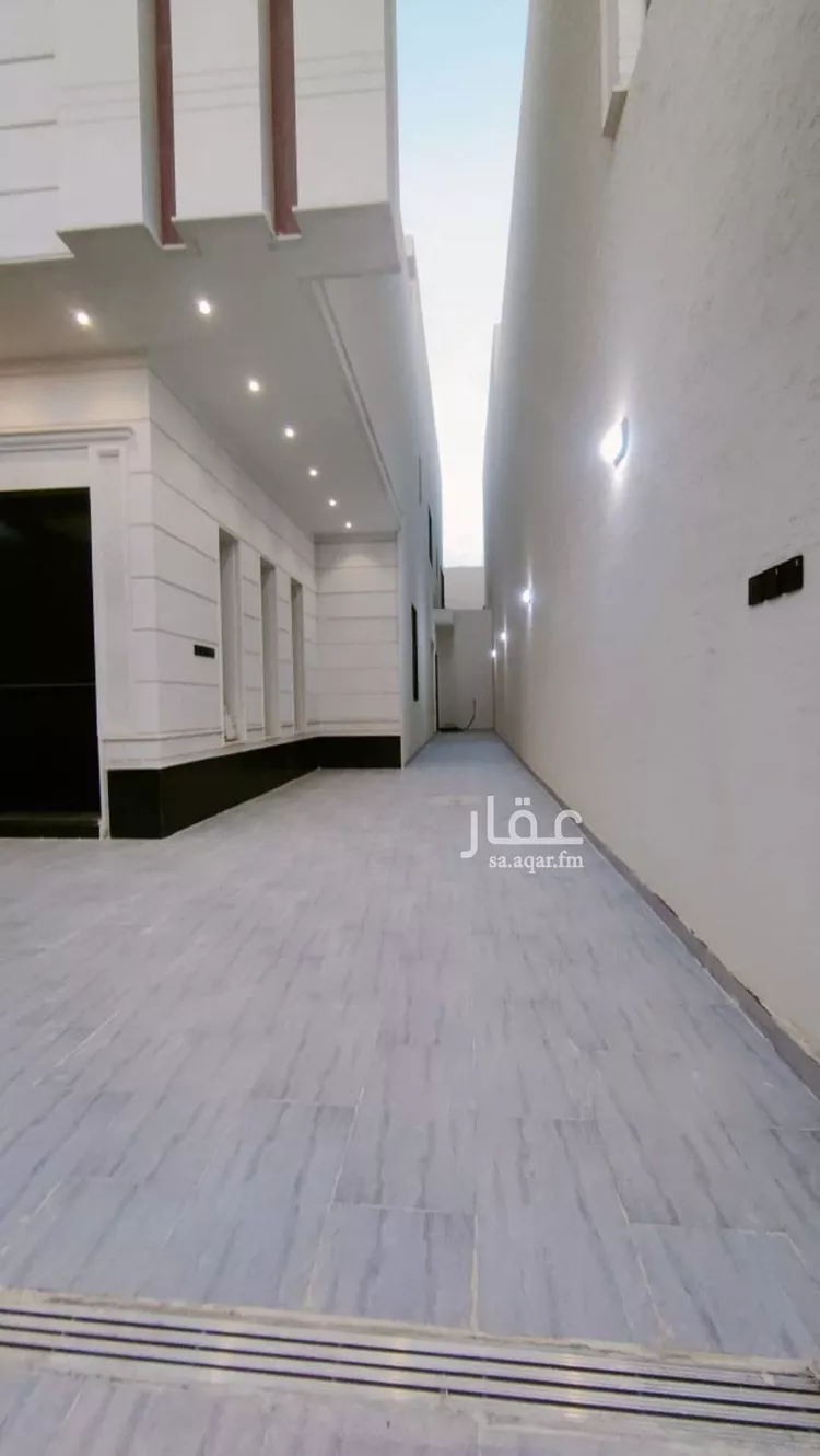 فيلا للبيع في شارع ابن الصقر, حي الخليج, مدينة الرياض, منطقة الرياض صورة 3