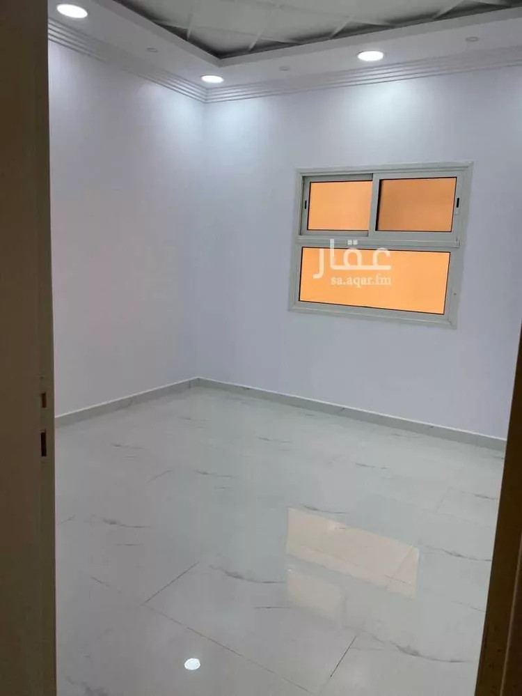 شقة للإيجار في شارع شارع فاطمة بنت أبي طالب (رضي الله عنها), حي السنيدية, مدينة الاحساء, المنطقة الشرقية صورة 4