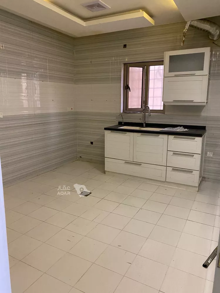 شقة للإيجار في شارع الرديف, حي السلمانية الثالث, مدينة الاحساء, المنطقة الشرقية صورة 2