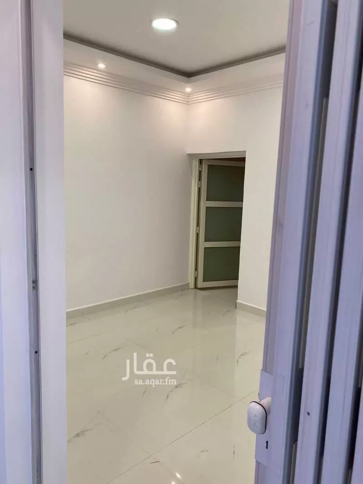 شقة للإيجار في شارع شارع فاطمة بنت أبي طالب (رضي الله عنها), حي السنيدية, مدينة الاحساء, المنطقة الشرقية صورة 2