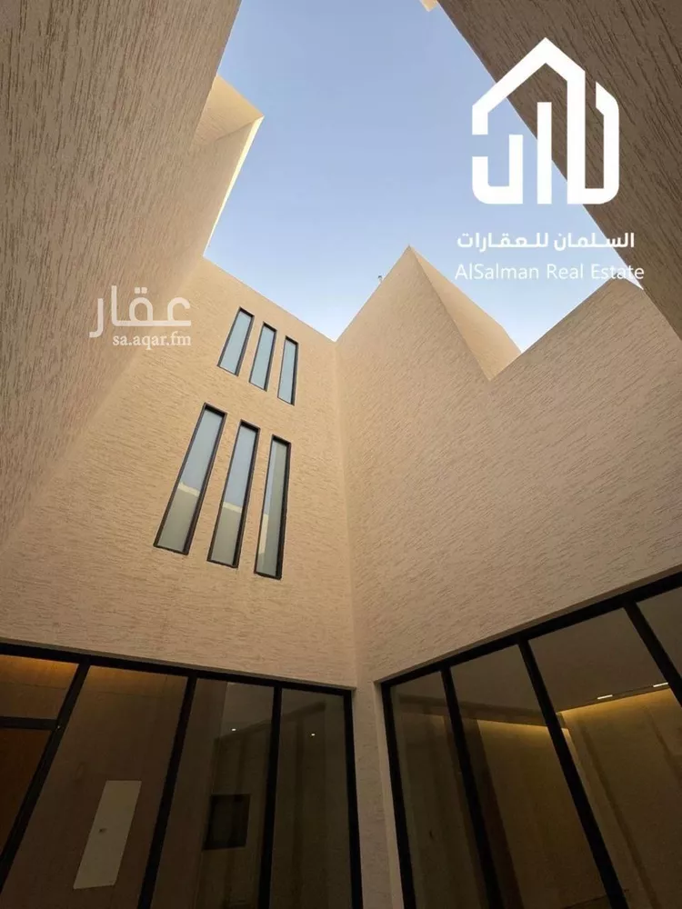 دور للبيع في شارع المجرا, حي الوادي, مدينة الرياض, منطقة الرياض 8