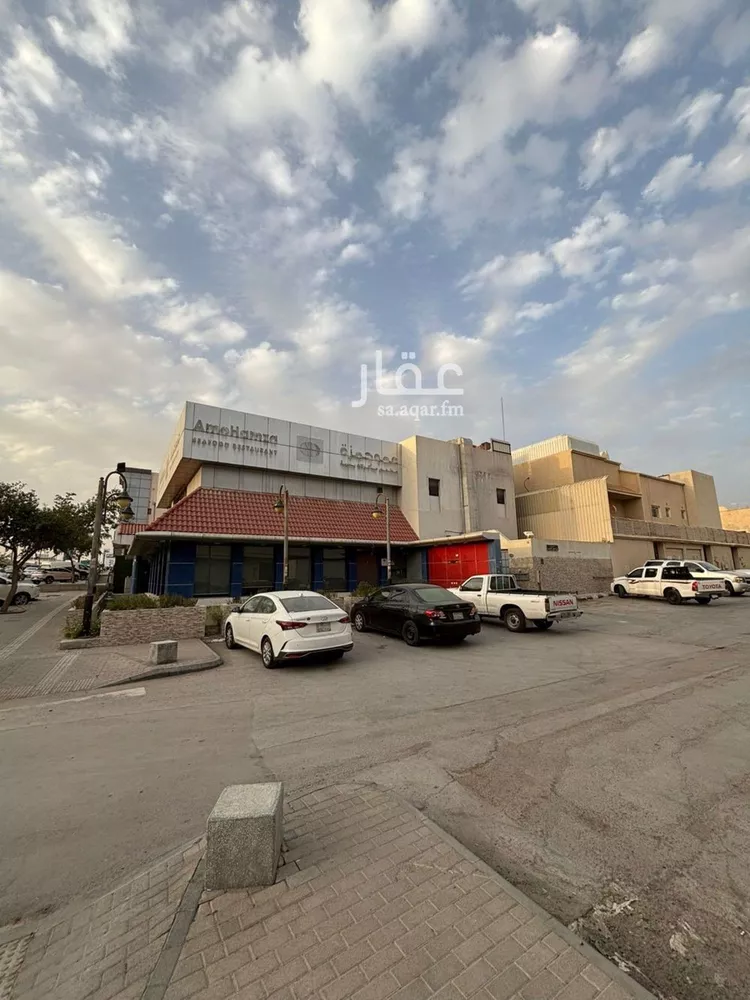 عمارة للبيع في شارع الملك عبدالعزيز ابن عبدالرحمن سعود, حي المصيف, مدينة الرياض, منطقة الرياض