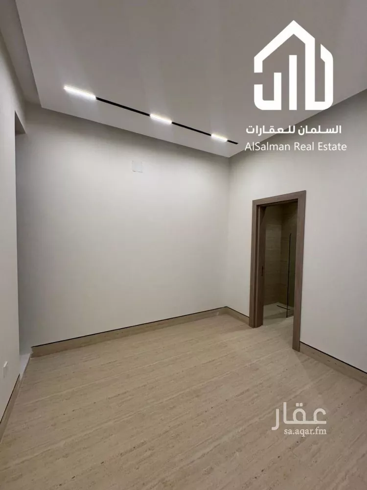 دور للبيع في شارع المجرا, حي الوادي, مدينة الرياض, منطقة الرياض 7