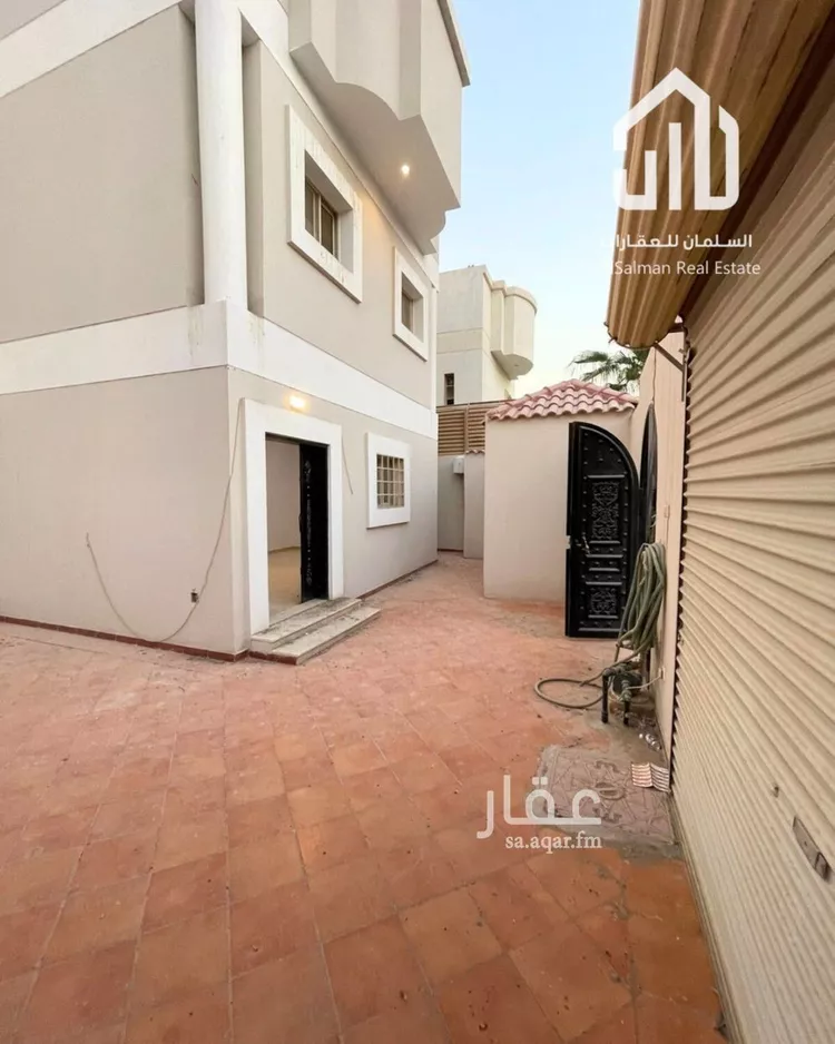 فيلا للبيع في شارع عمودان, حي المونسية, مدينة الرياض, منطقة الرياض صورة 2