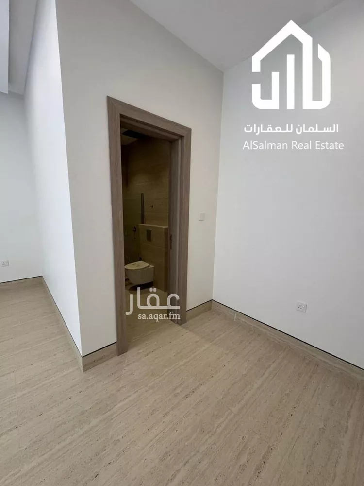 دور للبيع في شارع المجرا, حي الوادي, مدينة الرياض, منطقة الرياض صورة 5