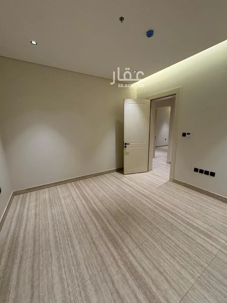 شقة للإيجار في شارع ورقة بن نوفل, حي النزهة, مدينة الرياض, منطقة الرياض 10