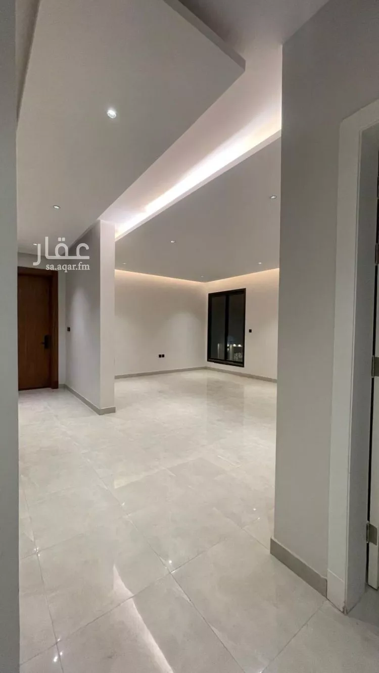 فيلا للإيجار في شارع تاج الدين الزرعة الحنفي, حي الرمال, مدينة الرياض, منطقة الرياض
