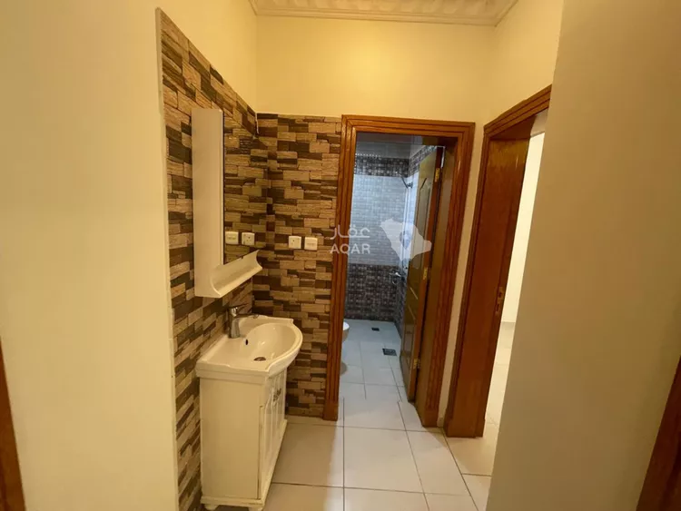 Floor for Rent in Riyadh Qurtubah 3