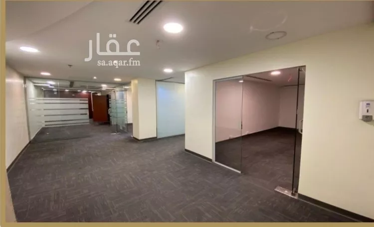 مكتب تجاري للإيجار في شارع انس بن مالك, حي الملقا, مدينة الرياض, منطقة الرياض صورة 2