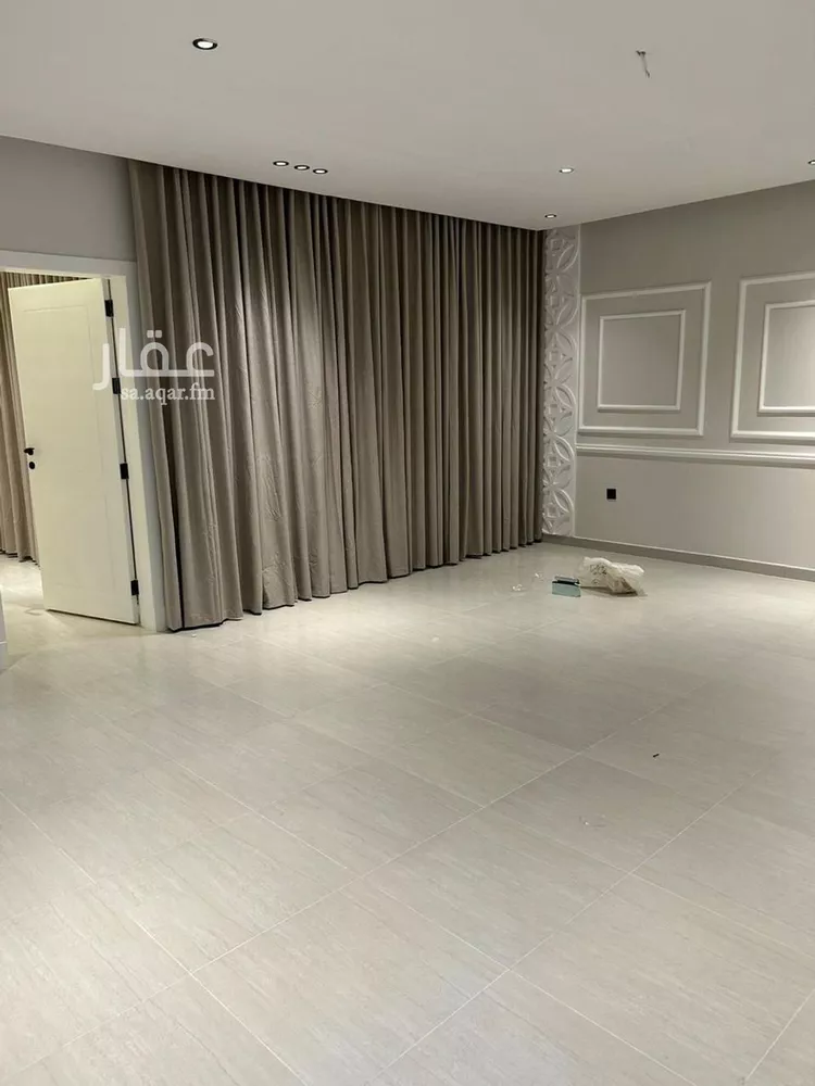 فيلا للبيع في شارع خويلد بن مرة, حي طيبة, مدينة الدمام, المنطقة الشرقية