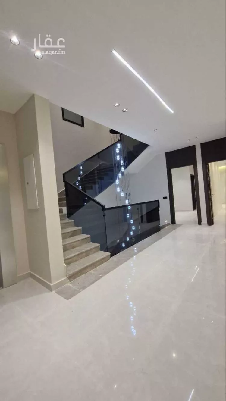 فيلا للبيع في شارع النهضة, حي الشعلة, مدينة الدمام, المنطقة الشرقية صورة 3