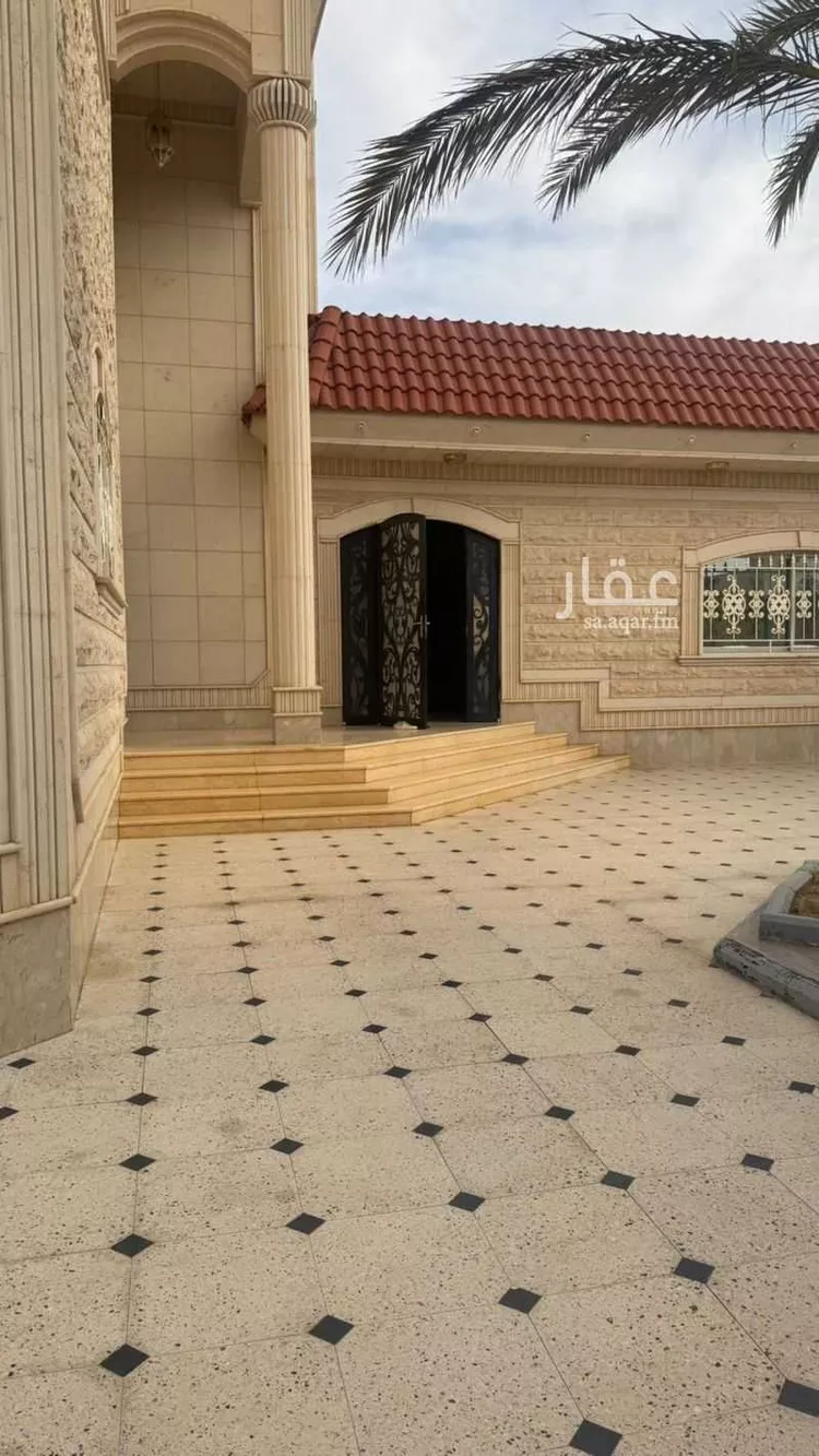 عمارة للبيع في شارع المطار 11, حي المطار, مدينة عرعر, منطقة الحدود الشماليه صورة 3