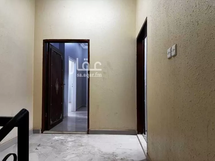 فيلا للإيجار في شارع رقم 330, حي ظهرة لبن, مدينة الرياض, منطقة الرياض صورة 4