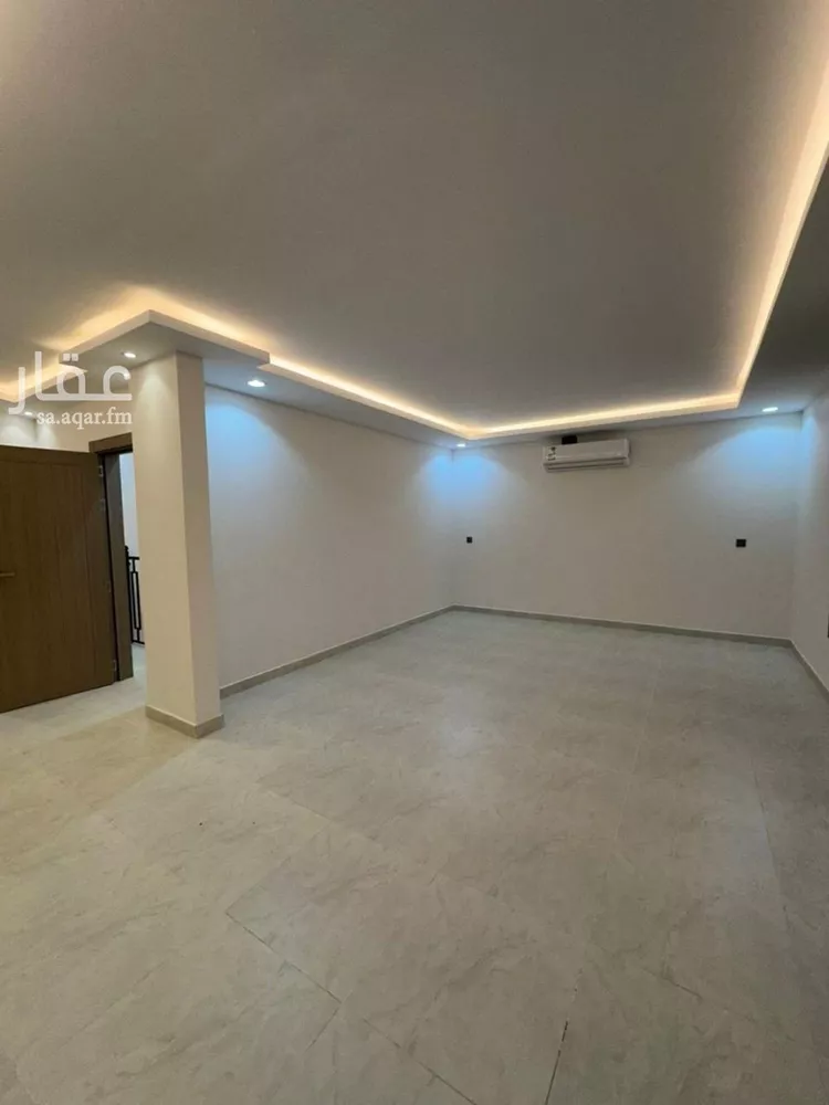 فيلا للإيجار في شارع أحمد بن عجلان, حي القيروان, مدينة الرياض, منطقة الرياض صورة 5