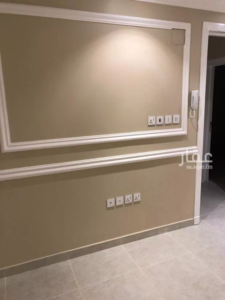 فيلا للبيع في شارع المحجر, حي ظهرة لبن, مدينة الرياض, منطقة الرياض صورة 4