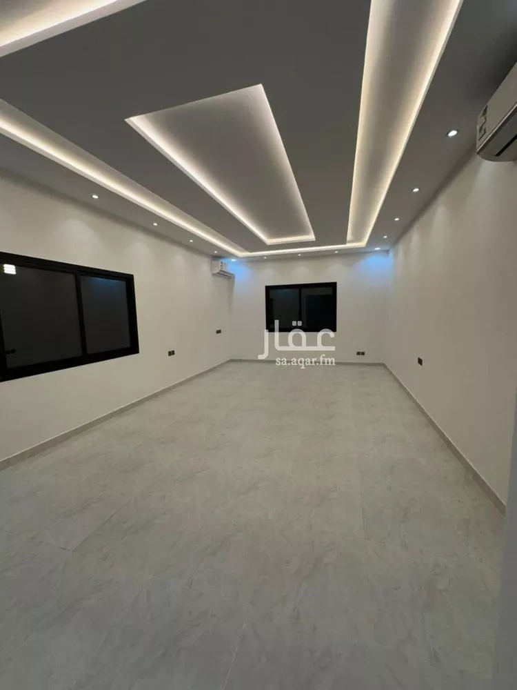 فيلا للإيجار في شارع أحمد بن عجلان, حي القيروان, مدينة الرياض, منطقة الرياض