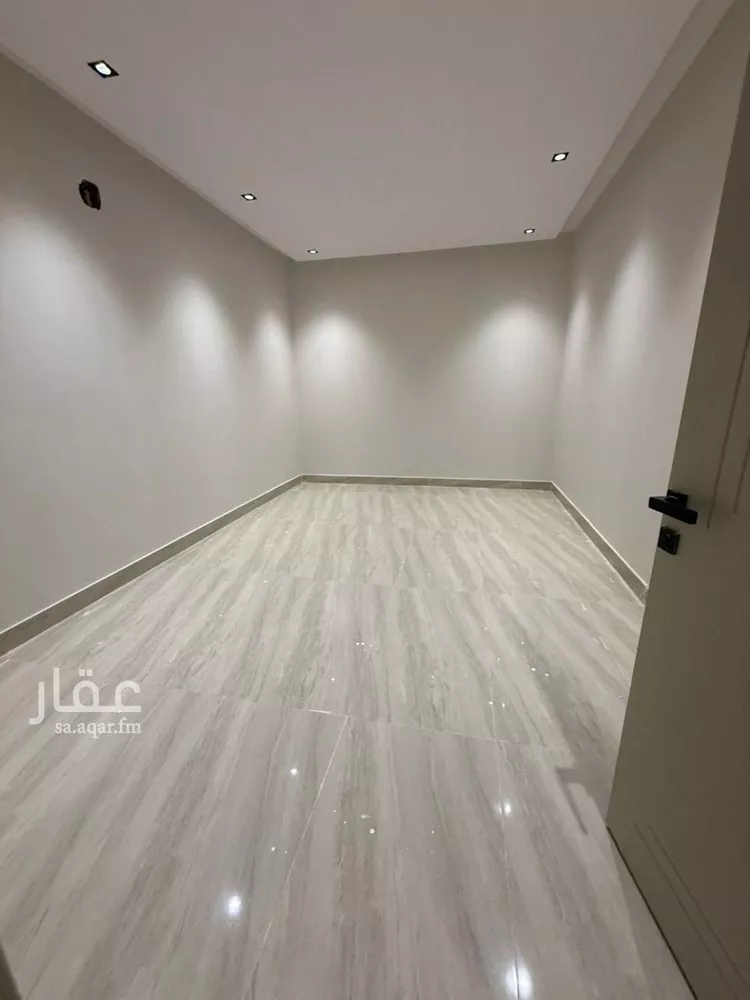 شقة للإيجار في شارع حبيب بن حماز الأسدي, حي بدر, مدينة الرياض, منطقة الرياض 6