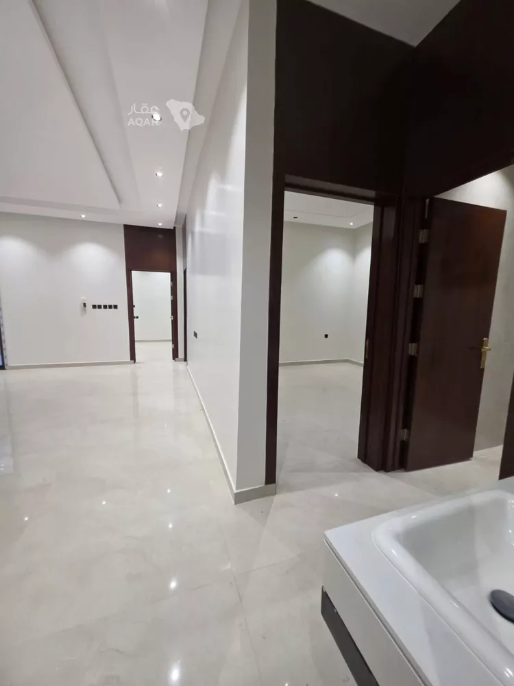 Floor for Rent in Riyadh Sultanah 6
