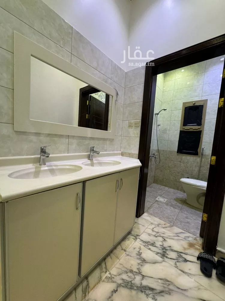 شقة للإيجار في شارع الجميل ابن حاتم, حي ظهرة لبن, مدينة الرياض, منطقة الرياض صورة 4