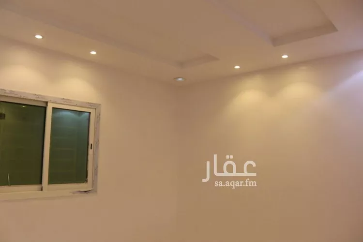شقة للإيجار في شارع حبيب بن حماز الأسدي, حي بدر, مدينة الرياض, منطقة الرياض صورة 2