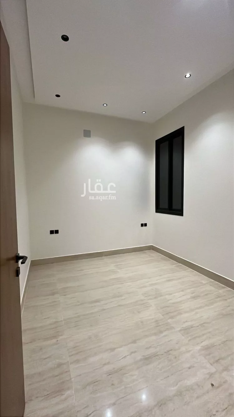 دور للبيع في شارع عائش بن الصامت بن دريد, حي العوالي, مدينة الرياض, منطقة الرياض