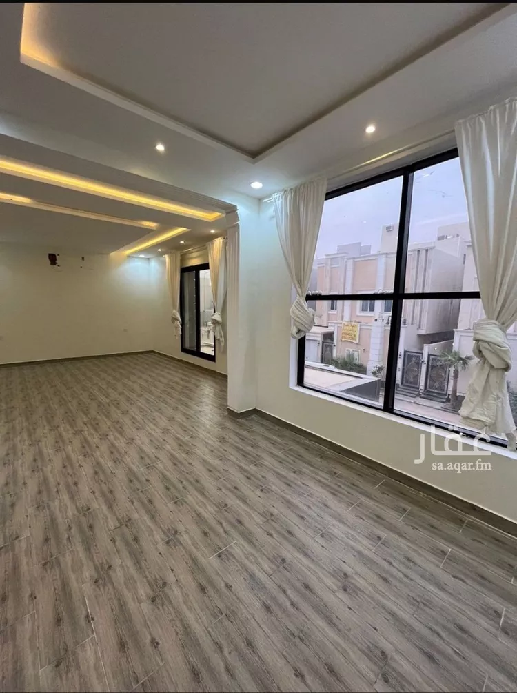 فيلا للإيجار في شارع ابراهيم حسن, حي الرمال, مدينة الرياض, منطقة الرياض صورة 2