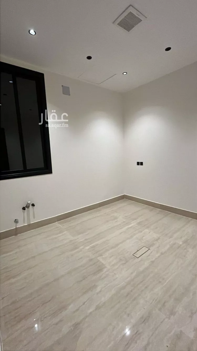 دور للبيع في شارع عائش بن الصامت بن دريد, حي العوالي, مدينة الرياض, منطقة الرياض صورة 3