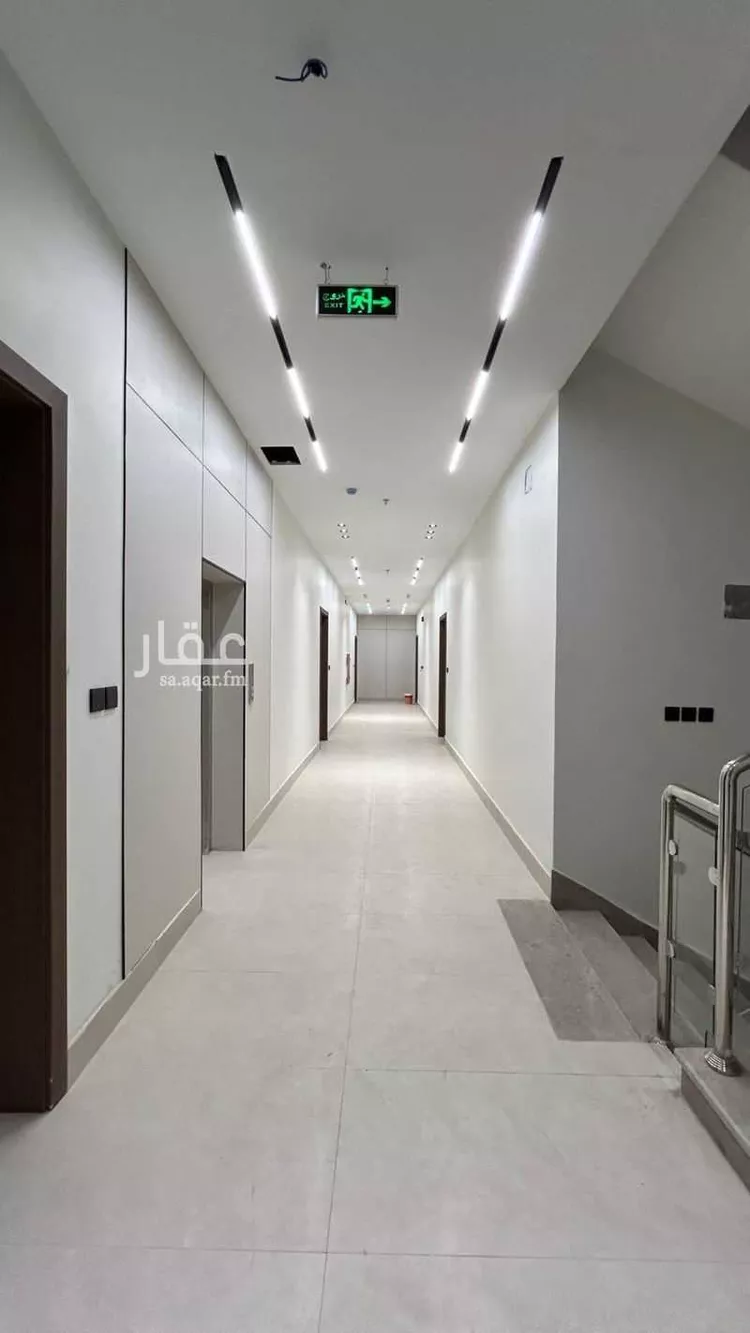 عمارة للإيجار في شارع وادي مليان, حي الجنادرية, مدينة الرياض, منطقة الرياض 26