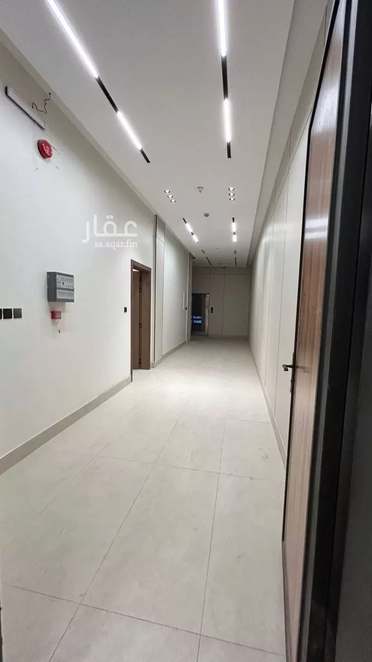 عمارة للإيجار في شارع وادي مليان, حي الجنادرية, مدينة الرياض, منطقة الرياض صورة 3