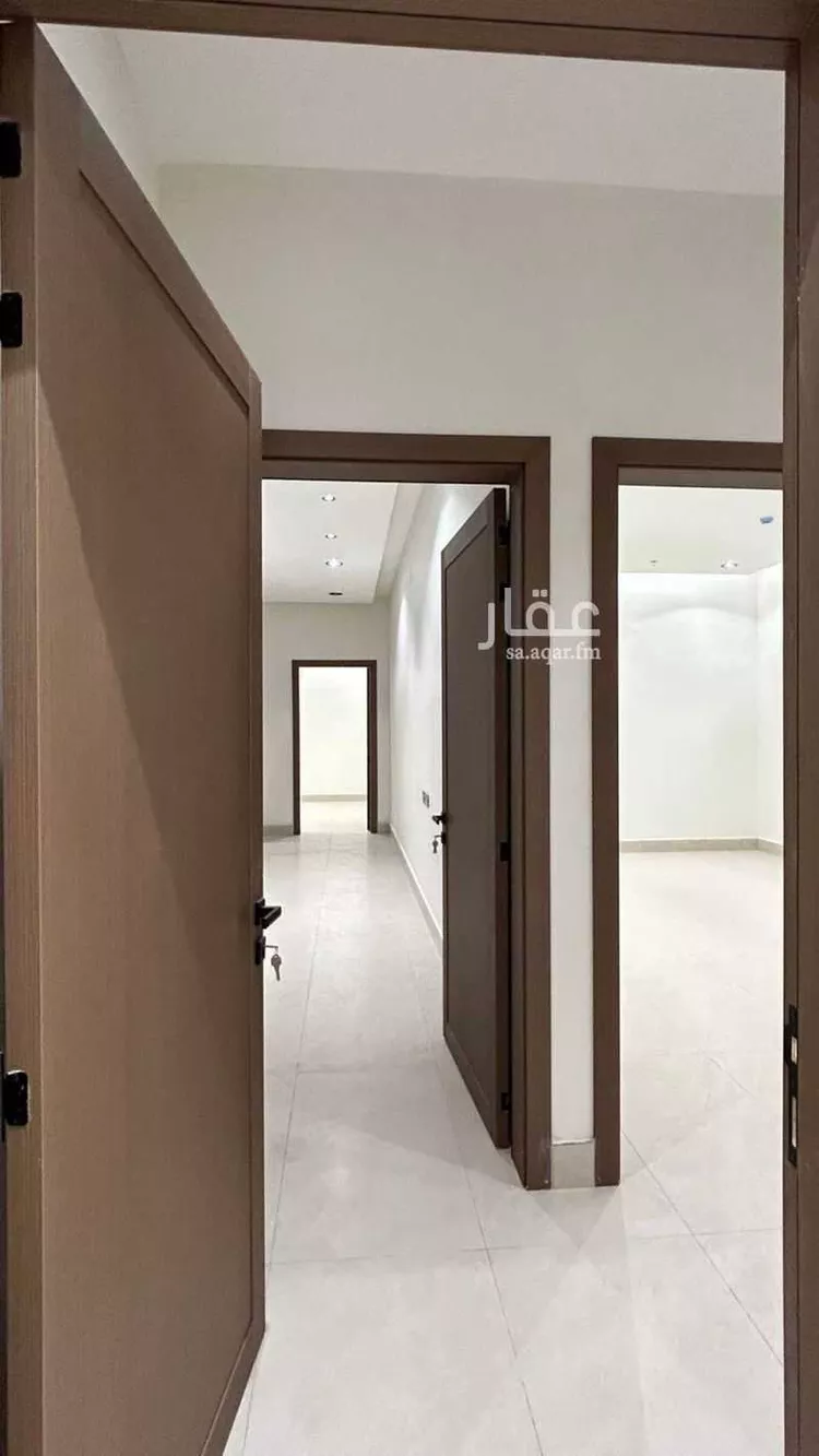 عمارة للإيجار في شارع وادي مليان, حي الجنادرية, مدينة الرياض, منطقة الرياض 15