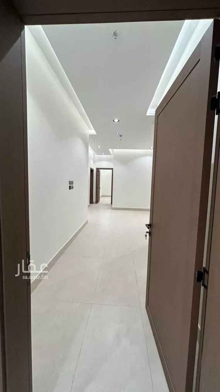 عمارة للإيجار في شارع وادي مليان, حي الجنادرية, مدينة الرياض, منطقة الرياض 17