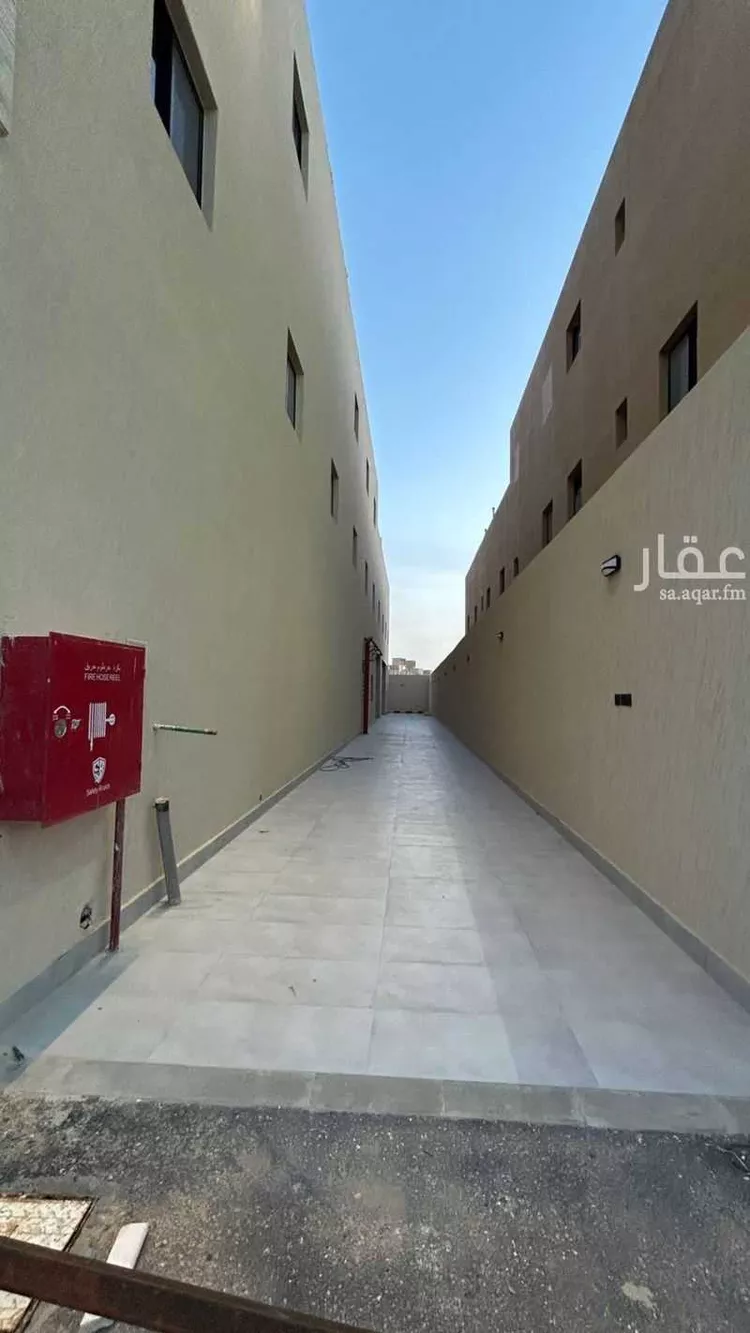 عمارة للإيجار في شارع وادي مليان, حي الجنادرية, مدينة الرياض, منطقة الرياض 18