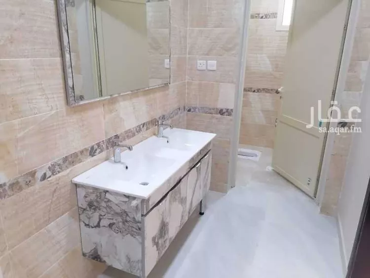 عمارة للبيع في شارع الفضل بن العباس ، حي الشاطئ ، جيزان ، منطقة جازان 6