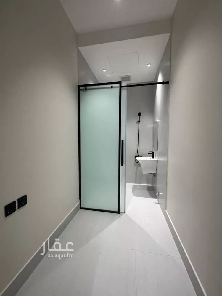 دور للبيع في شارع عمر بن سعيد الأموي, حي النرجس, مدينة الرياض, منطقة الرياض صورة 3