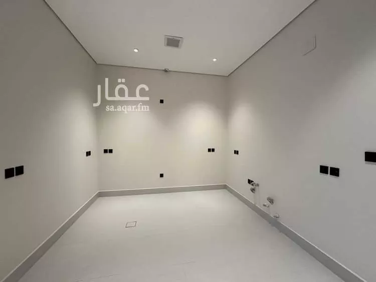 دور للبيع في شارع عمر بن سعيد الأموي, حي النرجس, مدينة الرياض, منطقة الرياض 7