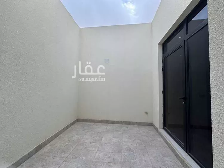 دور للبيع في شارع عمر بن سعيد الأموي, حي النرجس, مدينة الرياض, منطقة الرياض 12